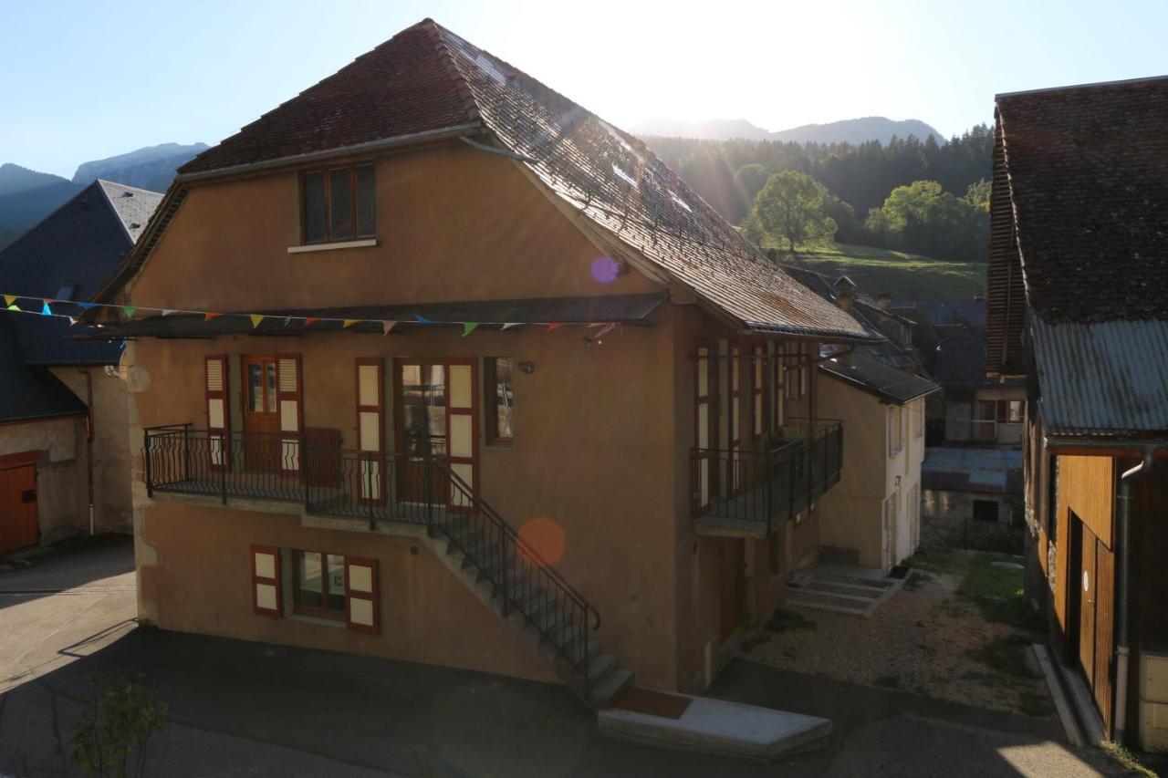 Apartamento Le Postillon Rez Saint-Pierre-d'Entremont  Exterior foto